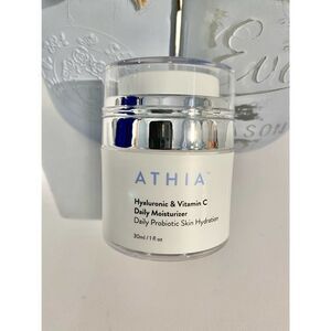 Athia Hyaluronic & Vitamin C Daily Moisturizer